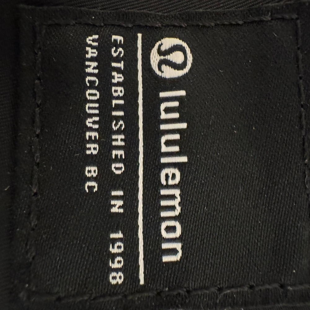 lululemon athletica Black crossbody bag - Picture 2 of 3